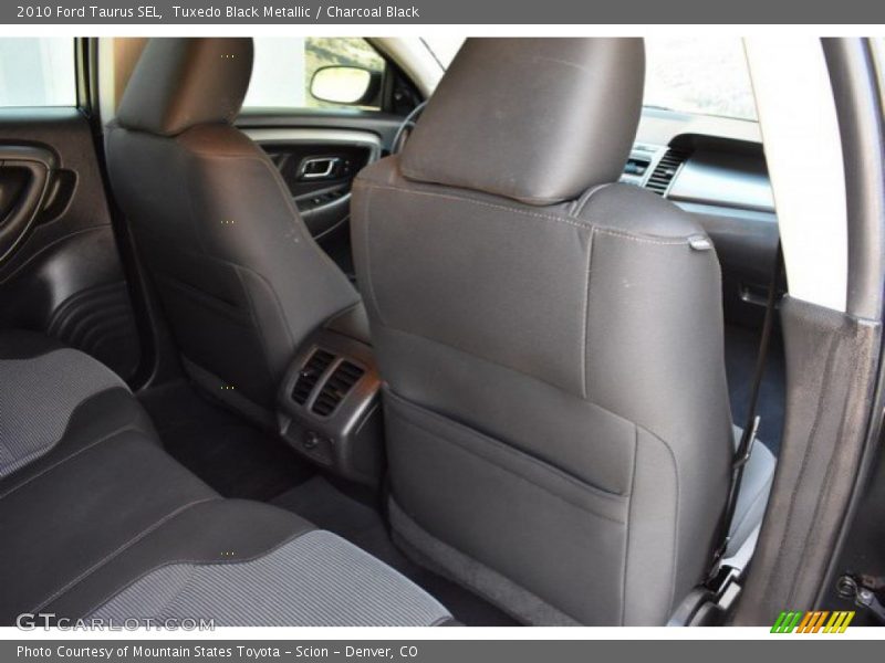 Tuxedo Black Metallic / Charcoal Black 2010 Ford Taurus SEL