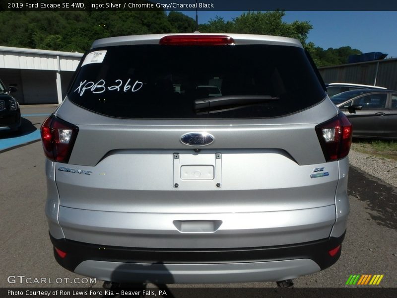Ingot Silver / Chromite Gray/Charcoal Black 2019 Ford Escape SE 4WD