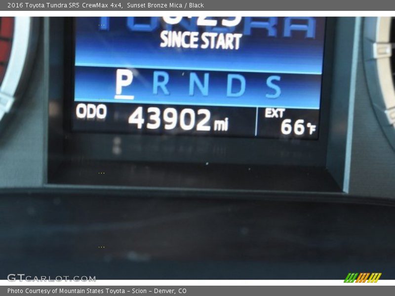 Sunset Bronze Mica / Black 2016 Toyota Tundra SR5 CrewMax 4x4