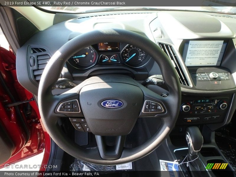 Ruby Red / Chromite Gray/Charcoal Black 2019 Ford Escape SE 4WD