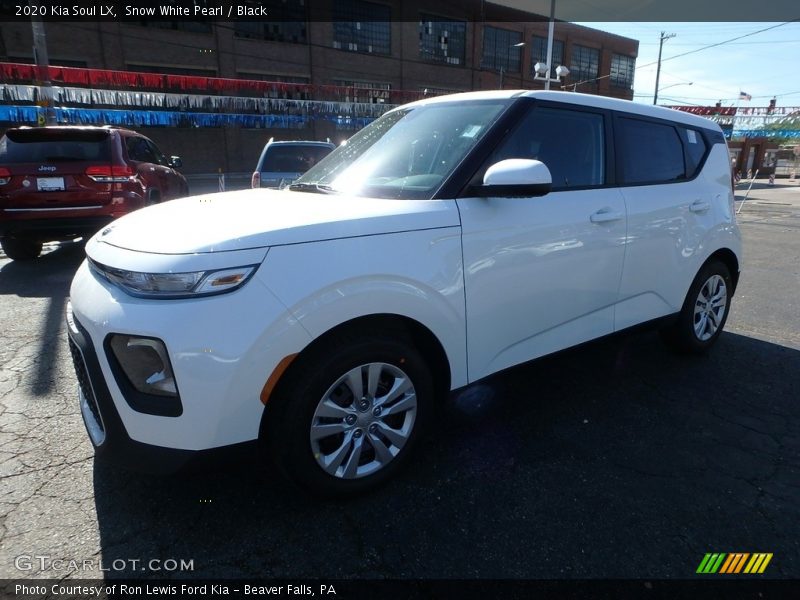 Snow White Pearl / Black 2020 Kia Soul LX