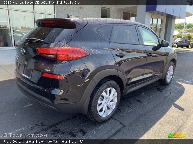 Black Noir Pearl / Gray 2019 Hyundai Tucson SE AWD