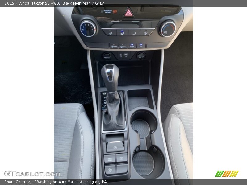Black Noir Pearl / Gray 2019 Hyundai Tucson SE AWD