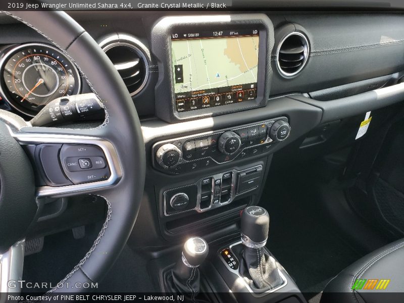 Granite Crystal Metallic / Black 2019 Jeep Wrangler Unlimited Sahara 4x4
