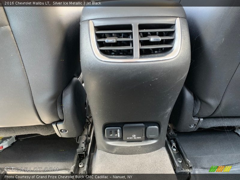 Silver Ice Metallic / Jet Black 2016 Chevrolet Malibu LT