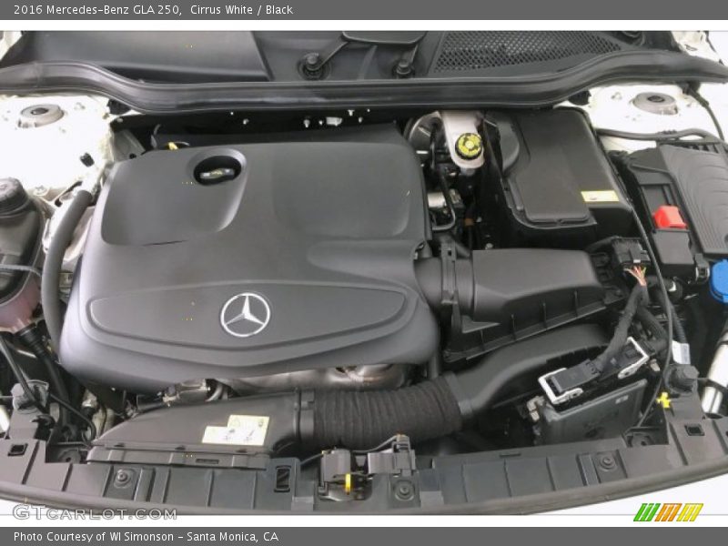 Cirrus White / Black 2016 Mercedes-Benz GLA 250