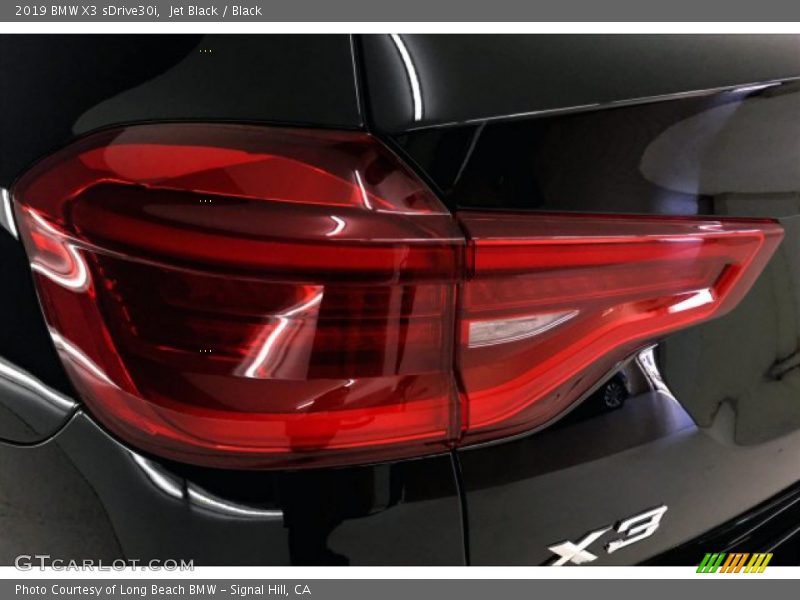 Jet Black / Black 2019 BMW X3 sDrive30i