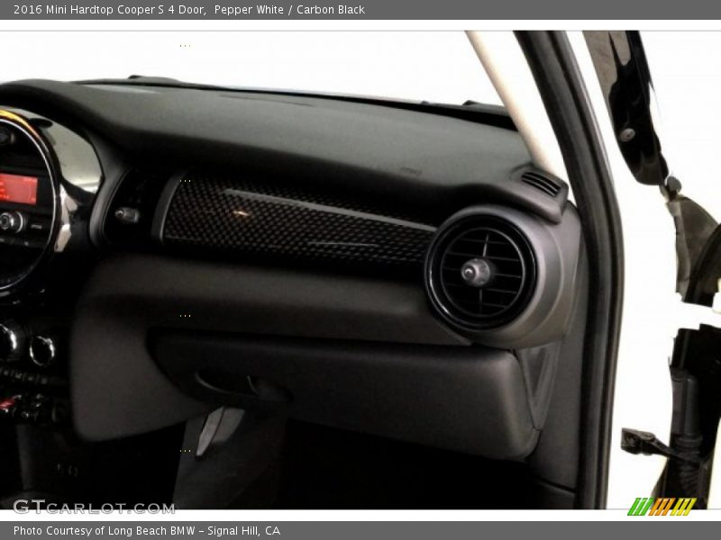 Pepper White / Carbon Black 2016 Mini Hardtop Cooper S 4 Door