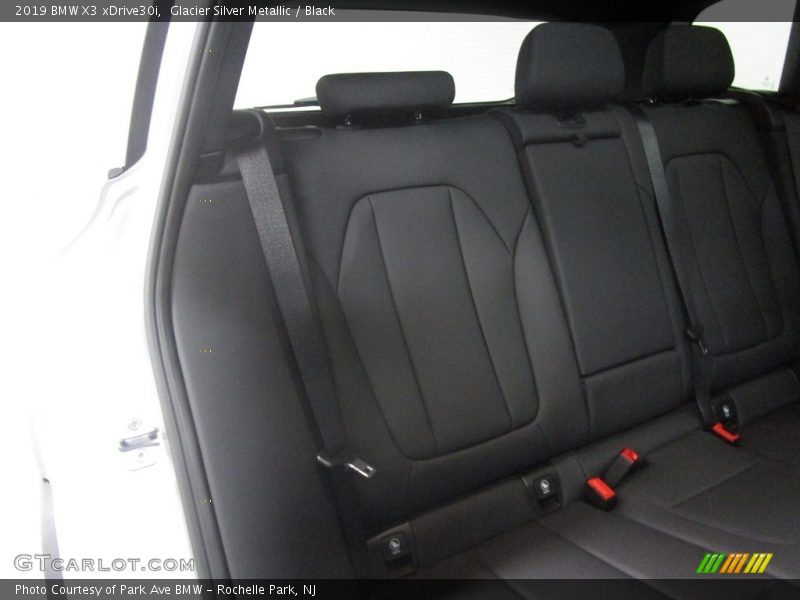 Glacier Silver Metallic / Black 2019 BMW X3 xDrive30i