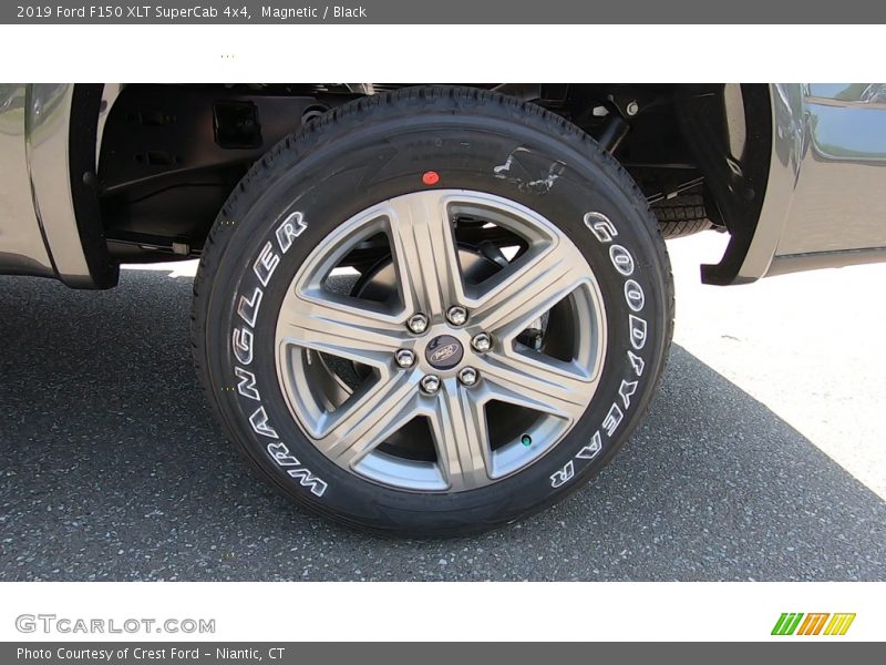 Magnetic / Black 2019 Ford F150 XLT SuperCab 4x4