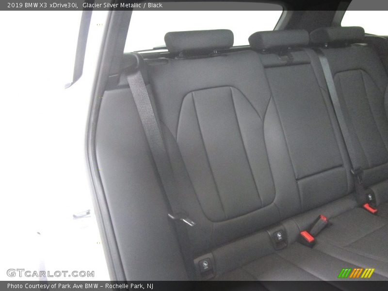 Glacier Silver Metallic / Black 2019 BMW X3 xDrive30i