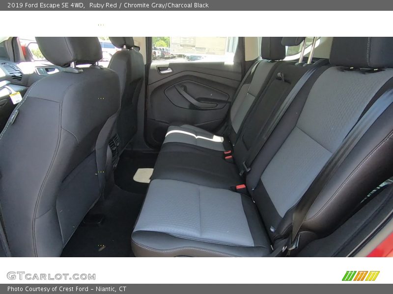 Ruby Red / Chromite Gray/Charcoal Black 2019 Ford Escape SE 4WD