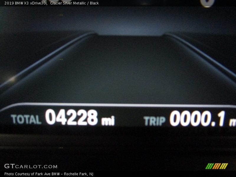 Glacier Silver Metallic / Black 2019 BMW X3 xDrive30i