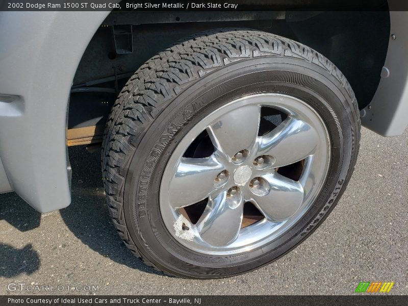 Bright Silver Metallic / Dark Slate Gray 2002 Dodge Ram 1500 ST Quad Cab