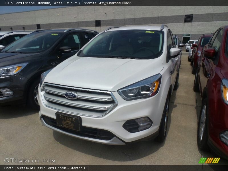 White Platinum / Chromite Gray/Charcoal Black 2019 Ford Escape Titanium