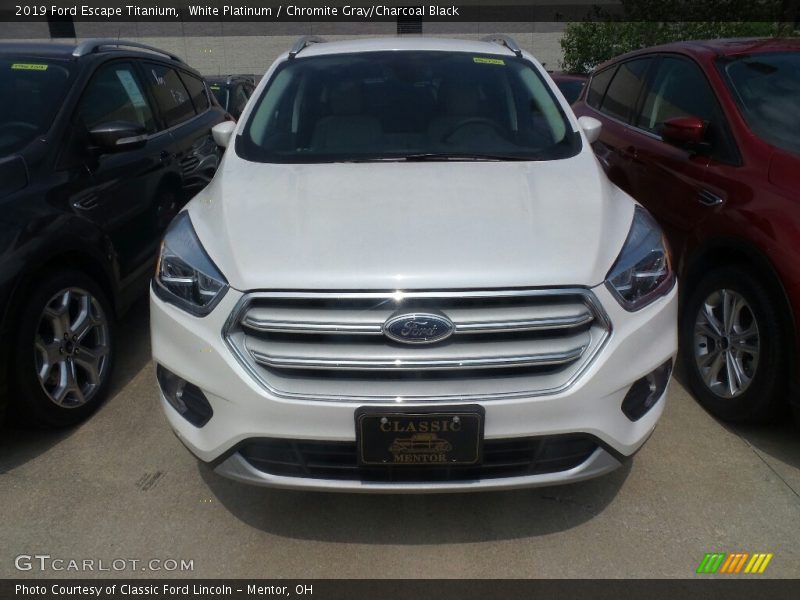 White Platinum / Chromite Gray/Charcoal Black 2019 Ford Escape Titanium