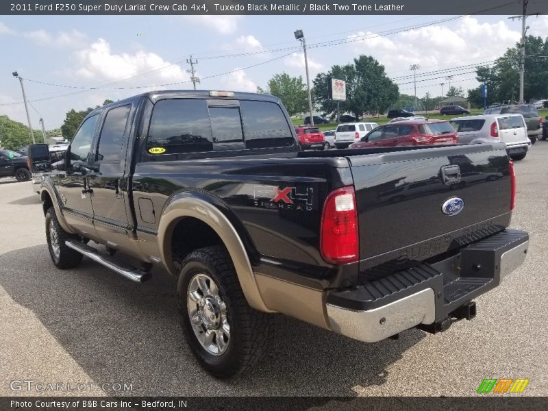 Tuxedo Black Metallic / Black Two Tone Leather 2011 Ford F250 Super Duty Lariat Crew Cab 4x4