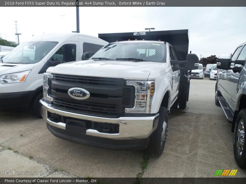 Oxford White / Earth Gray 2019 Ford F350 Super Duty XL Regular Cab 4x4 Dump Truck