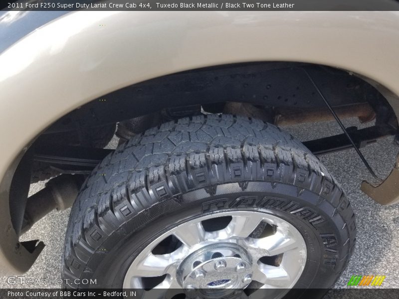 Tuxedo Black Metallic / Black Two Tone Leather 2011 Ford F250 Super Duty Lariat Crew Cab 4x4