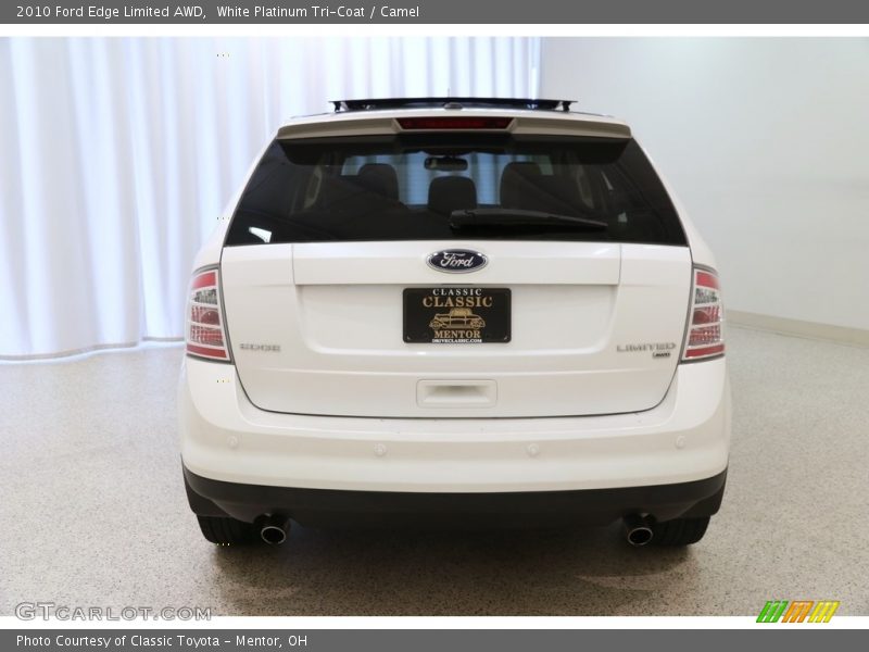 White Platinum Tri-Coat / Camel 2010 Ford Edge Limited AWD