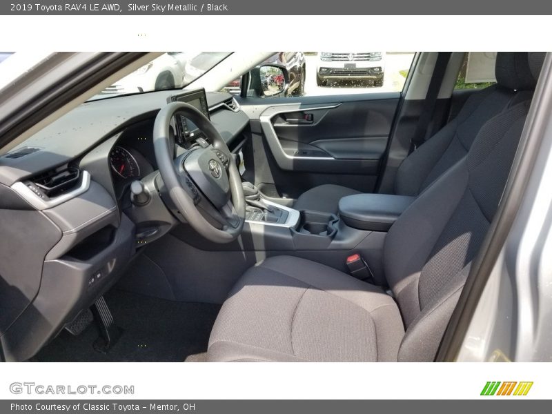 Silver Sky Metallic / Black 2019 Toyota RAV4 LE AWD