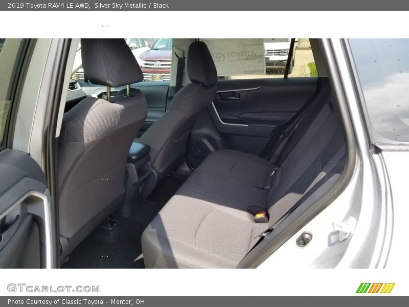 Silver Sky Metallic / Black 2019 Toyota RAV4 LE AWD