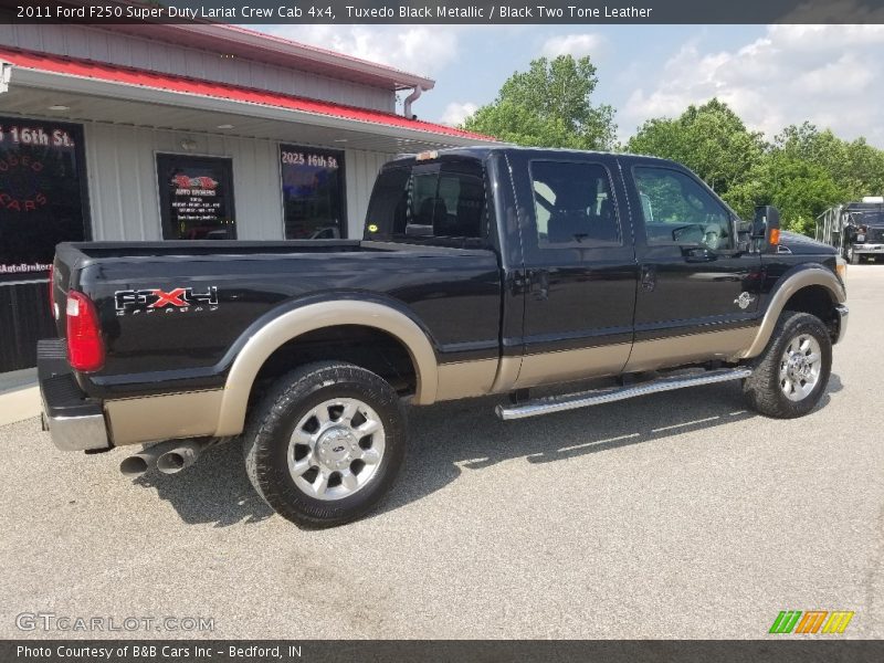 Tuxedo Black Metallic / Black Two Tone Leather 2011 Ford F250 Super Duty Lariat Crew Cab 4x4
