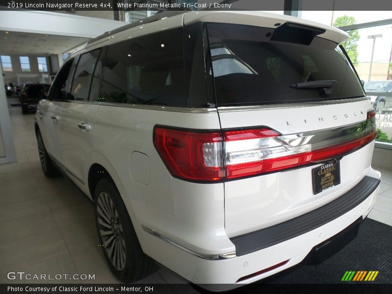 White Platinum Metallic Tri-Coat / Ebony 2019 Lincoln Navigator Reserve 4x4