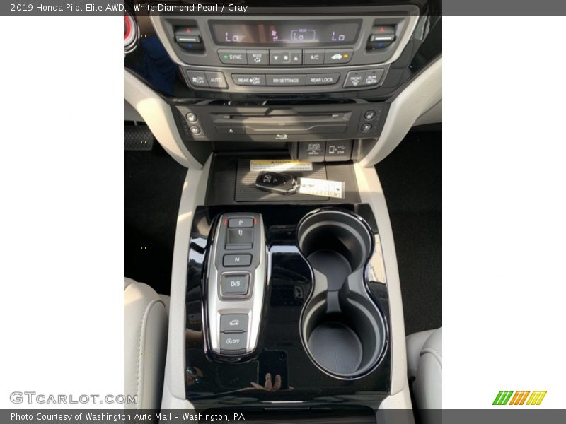 White Diamond Pearl / Gray 2019 Honda Pilot Elite AWD