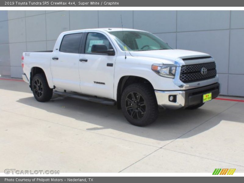 Super White / Graphite 2019 Toyota Tundra SR5 CrewMax 4x4