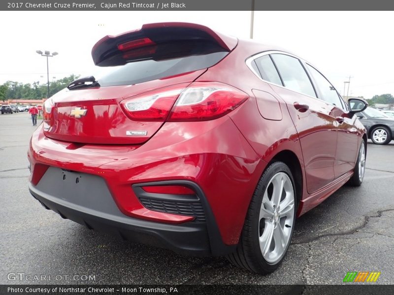 Cajun Red Tintcoat / Jet Black 2017 Chevrolet Cruze Premier