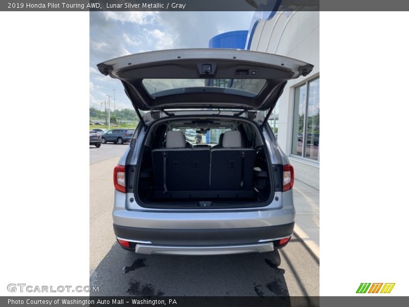 Lunar Silver Metallic / Gray 2019 Honda Pilot Touring AWD