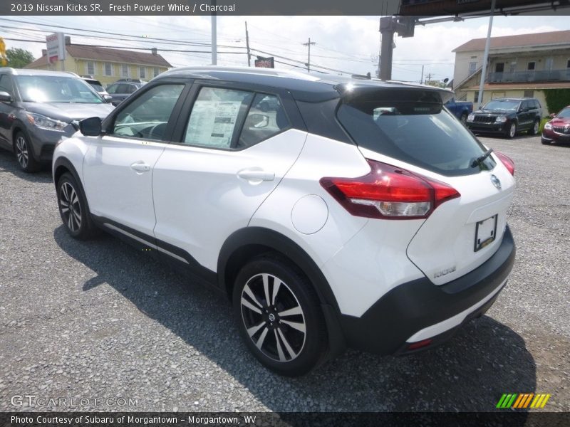 Fresh Powder White / Charcoal 2019 Nissan Kicks SR