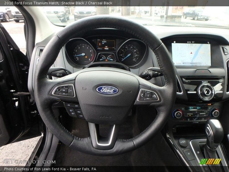 2018 Focus Titanium Hatch Steering Wheel