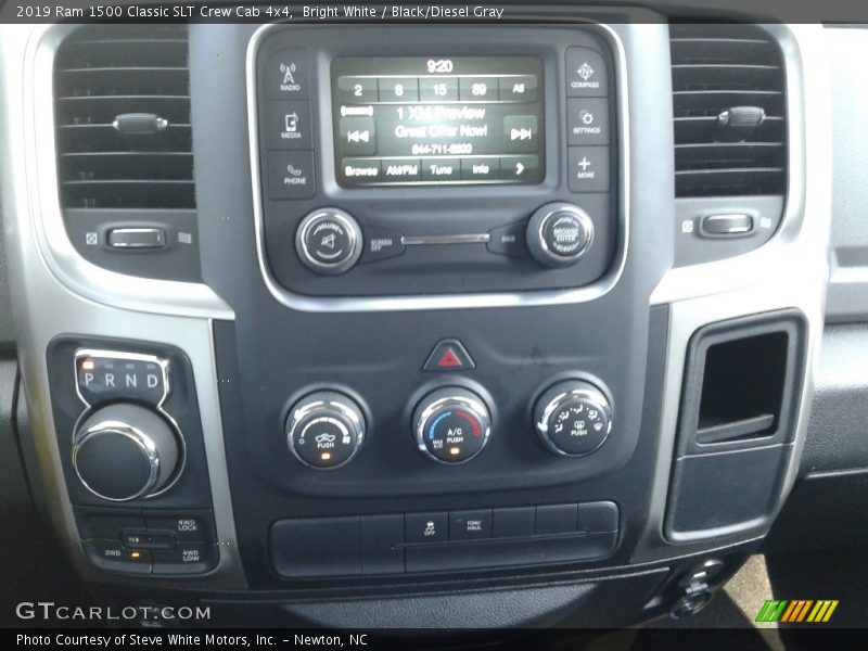 Bright White / Black/Diesel Gray 2019 Ram 1500 Classic SLT Crew Cab 4x4