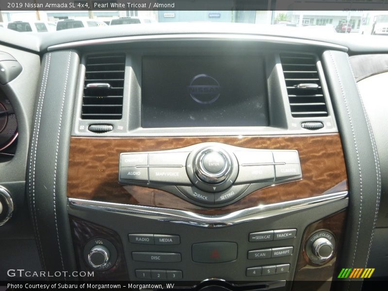 Pearl White Tricoat / Almond 2019 Nissan Armada SL 4x4