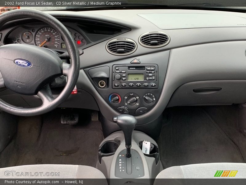 CD Silver Metallic / Medium Graphite 2002 Ford Focus LX Sedan