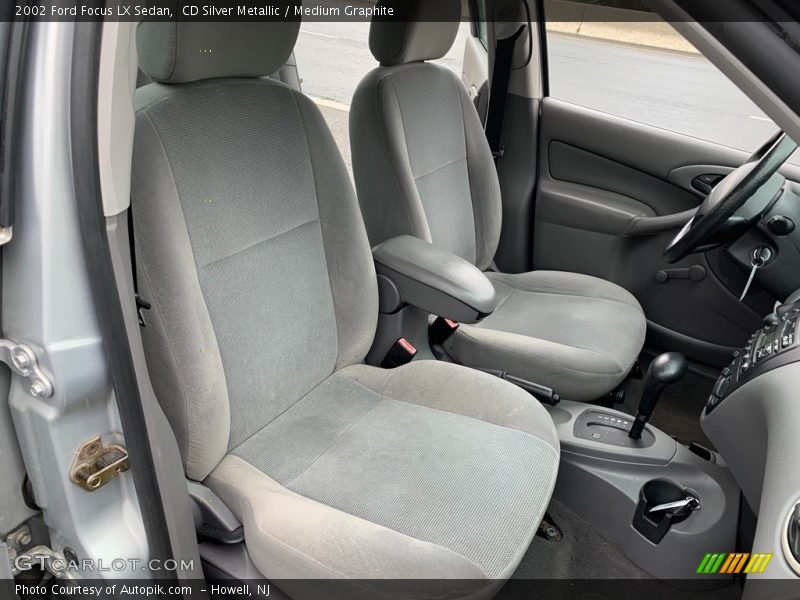 CD Silver Metallic / Medium Graphite 2002 Ford Focus LX Sedan