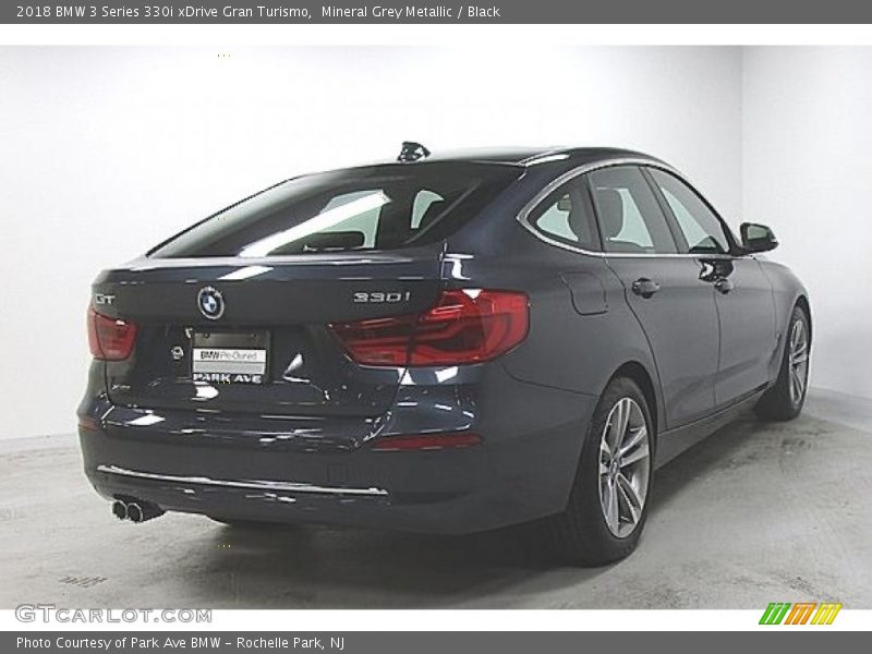 Mineral Grey Metallic / Black 2018 BMW 3 Series 330i xDrive Gran Turismo