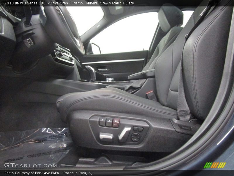 Mineral Grey Metallic / Black 2018 BMW 3 Series 330i xDrive Gran Turismo