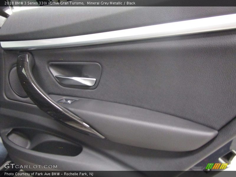 Mineral Grey Metallic / Black 2018 BMW 3 Series 330i xDrive Gran Turismo