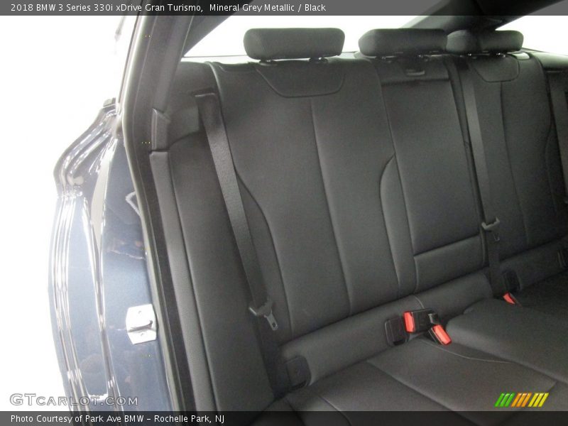 Mineral Grey Metallic / Black 2018 BMW 3 Series 330i xDrive Gran Turismo