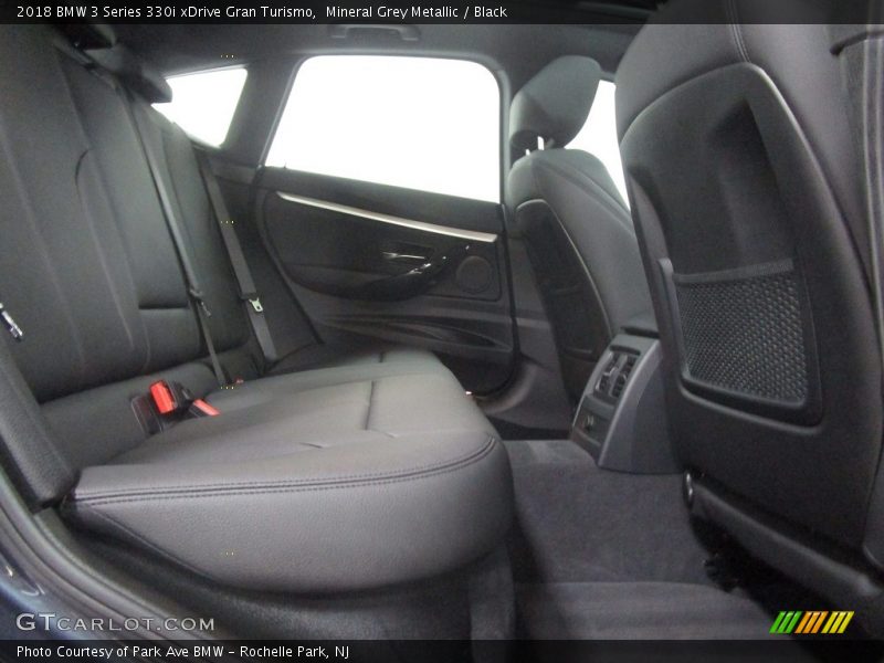Mineral Grey Metallic / Black 2018 BMW 3 Series 330i xDrive Gran Turismo