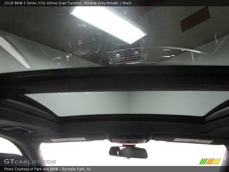 Mineral Grey Metallic / Black 2018 BMW 3 Series 330i xDrive Gran Turismo