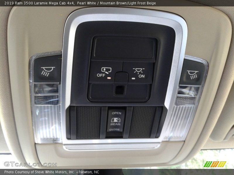 Pearl White / Mountain Brown/Light Frost Beige 2019 Ram 3500 Laramie Mega Cab 4x4