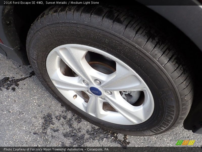 Sunset Metallic / Medium Light Stone 2016 Ford Escape SE 4WD