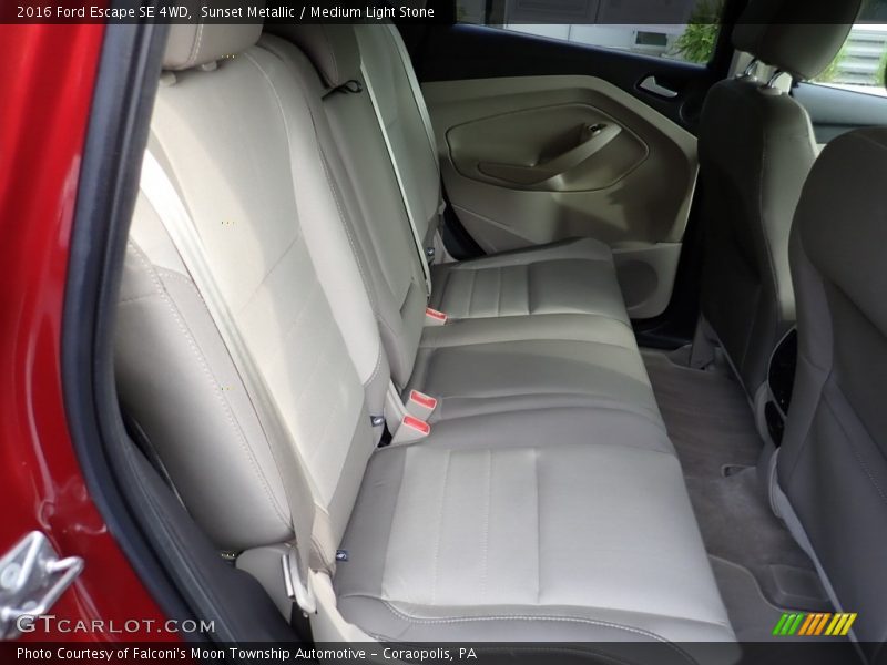 Sunset Metallic / Medium Light Stone 2016 Ford Escape SE 4WD