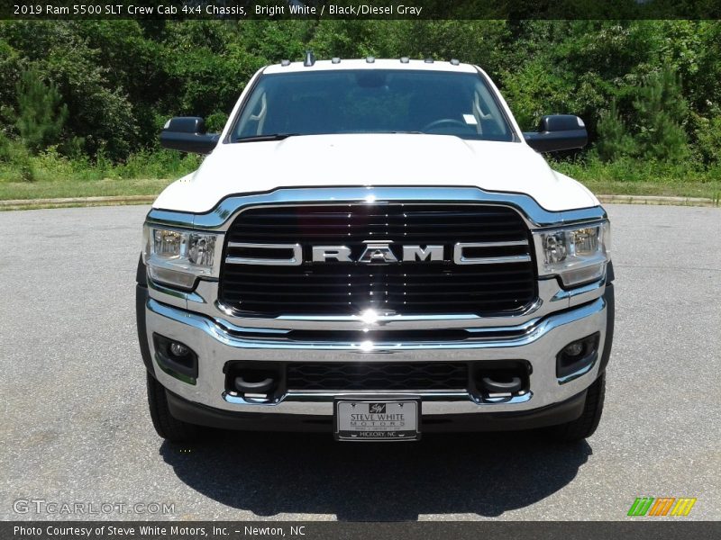 Bright White / Black/Diesel Gray 2019 Ram 5500 SLT Crew Cab 4x4 Chassis
