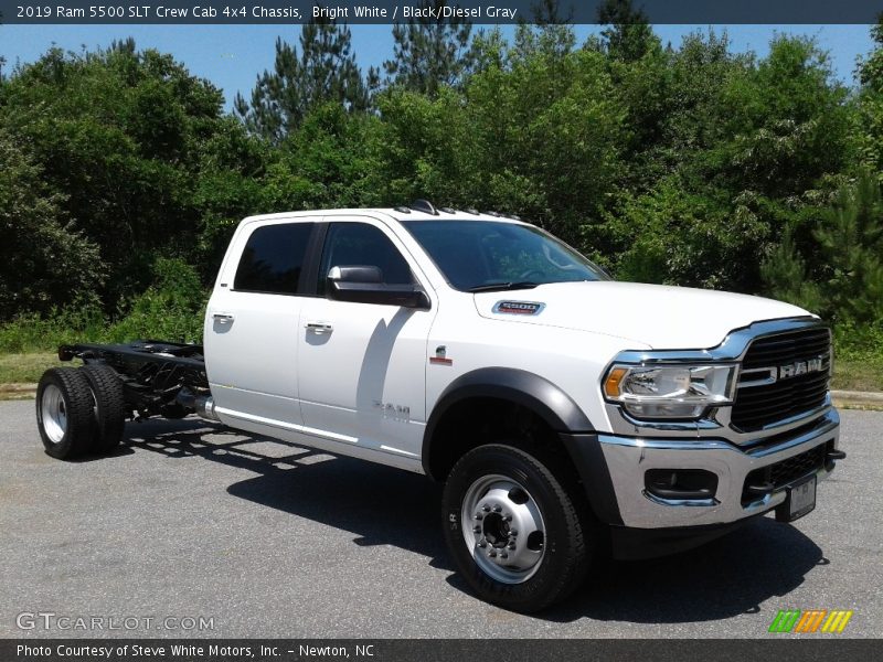 Bright White / Black/Diesel Gray 2019 Ram 5500 SLT Crew Cab 4x4 Chassis