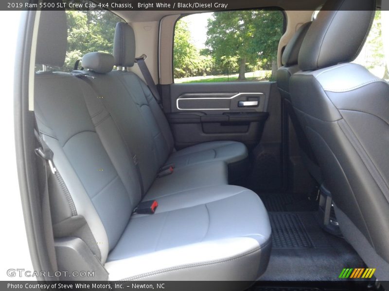 Bright White / Black/Diesel Gray 2019 Ram 5500 SLT Crew Cab 4x4 Chassis